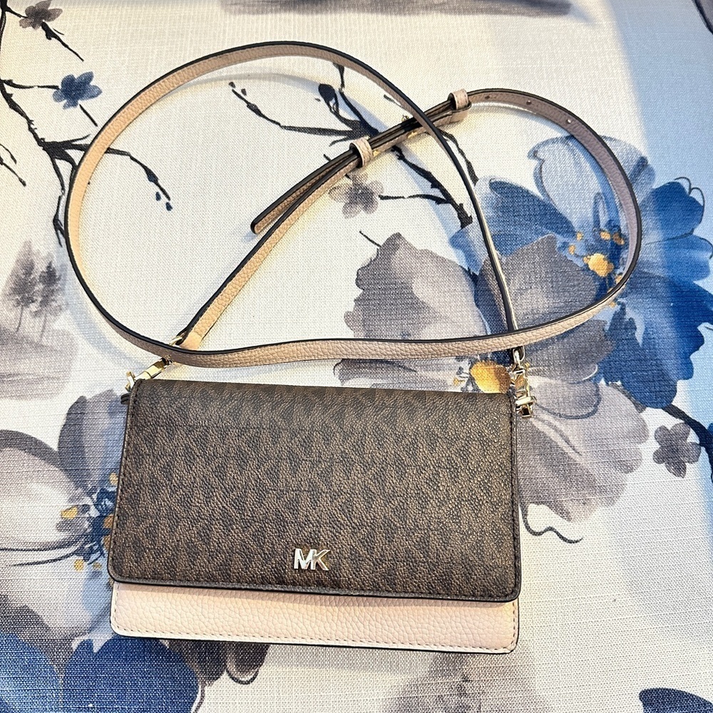 Michael Kors Logo and Leather Convertible Crossbody Bag Brown/Soft Pink - Picture 7 of 9